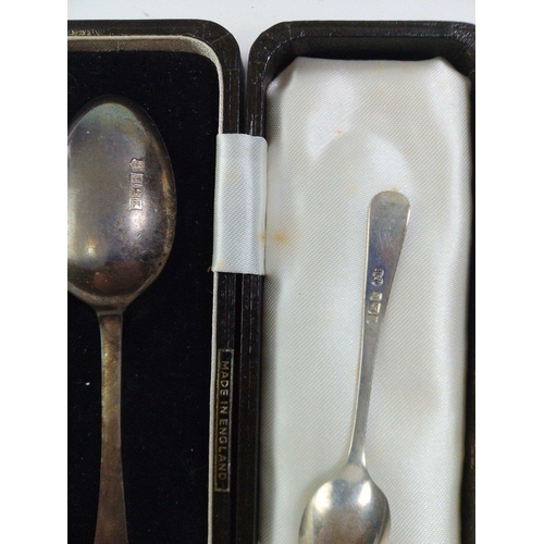 163 - A boxed set of 6 silver coffee spoons with tongs hallmarked Sheffield 1906, weight 46g approx plus o... 