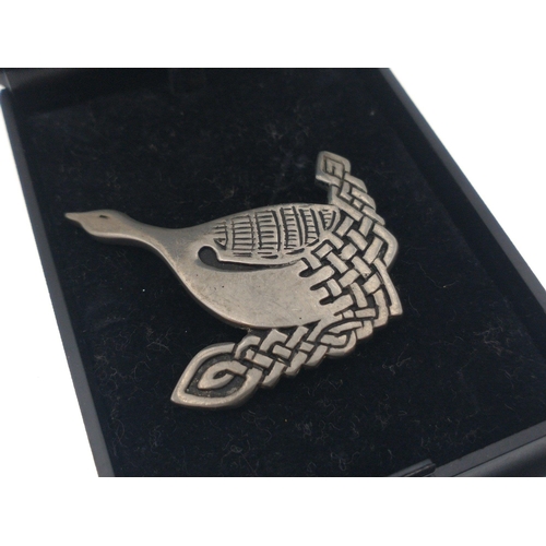 261 - St JUSTIN Celtic Heritage pewter stamped nesting goose brooch - comes with its original jeweller's c... 