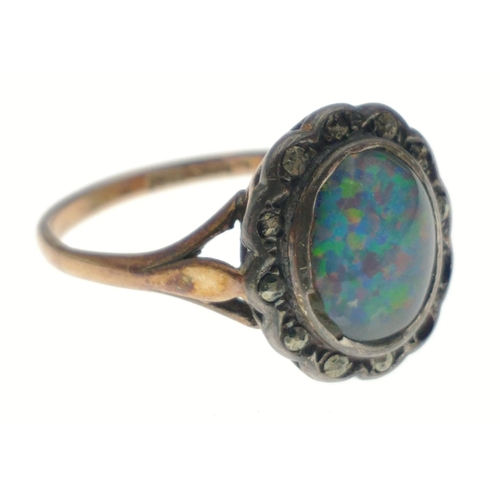 78 - A vintage 9ct marked ring set with a beautiful 9mm approx centre opal, size P, gross weight 2.85g ap... 