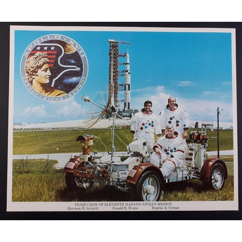 127B - NASA APOLLO MANNED MISSION CREW MEMBER PHOTOGRAPHS! A great collection of historical NASA memorabili... 