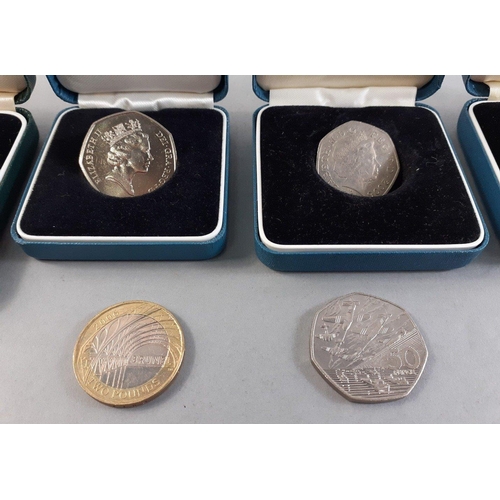 50 - A 1995 UK Royal Mint Silverproof £1 and a 1995 UK Royal Mint Second World War £2 coin, bot... 