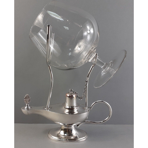 80 - Stylish and classy silver plated brandy warmer with balloon brandy glass. Stands 20cm tall and in lo... 