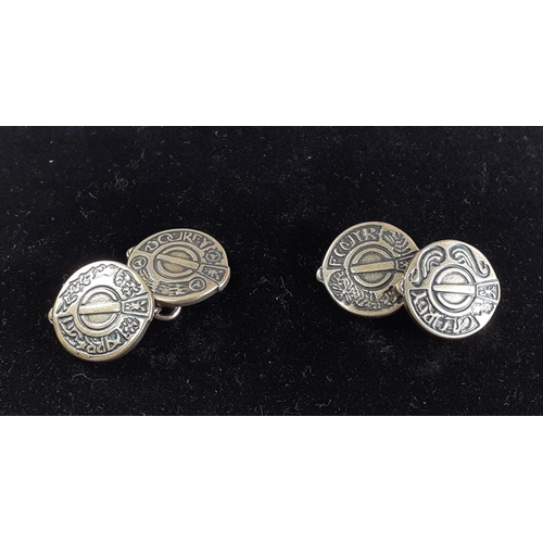 95 - Very attractive 2000 Hallmarked Silver Isle of Man cased cufflink set, ''Jewels of the Manx Language... 