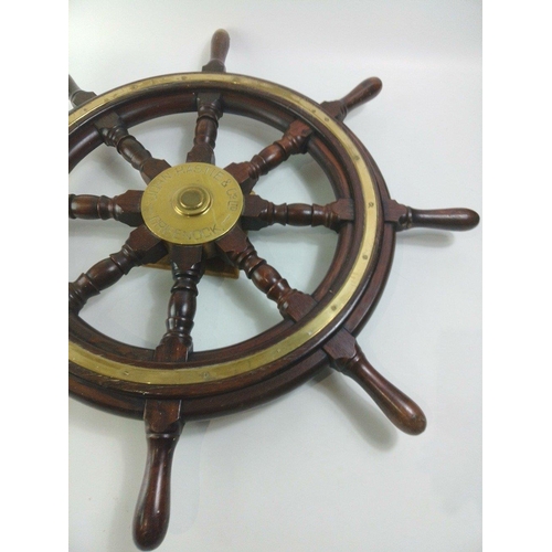 138 - A superb original ship's wheel, 60cm diameter by JOHN HASTIE & CO of GREENOCK.  This wheel was s... 