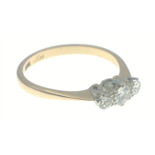 2 - Striking three stone diamond ring with three full brilliant cut stones. The centre stone 3mm approx,... 