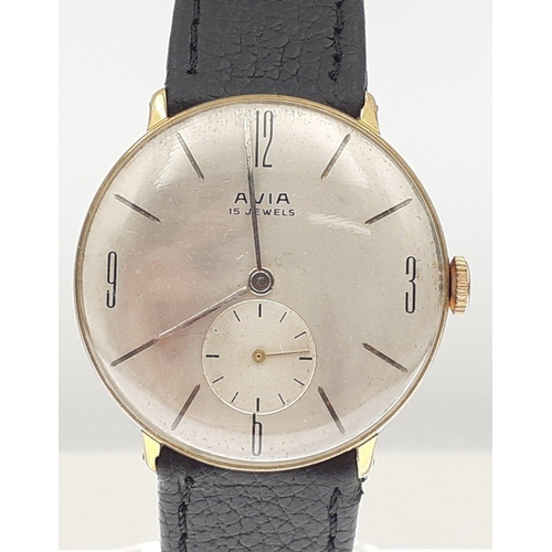 36 - An AVIA 15 jewel gent's watch with a 31mm dial approx.  In working condition#36