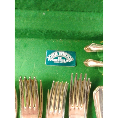 74 - A nice quality JOHN TURTON OF SHEFFIELD canteen of cutlery comprising 68 pieces in good condition in... 