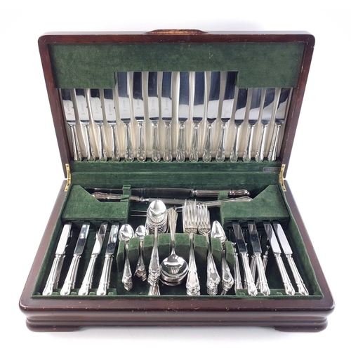 75 - XMAS TABLE - canteen of BELVIN PLATE cutlery including a carver set, approx 95 pieces#75