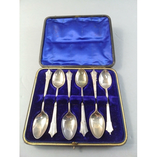 45 - A boxed set of 6 teaspoons, hallmarked Birmingham 1903 by M Bros weight 73g approx#50