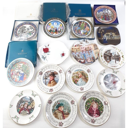 494 - A collection of six ROYAL DOULTON Christmas plates, five ROYAL WORCESTER Christmas plates, one WEDGW... 