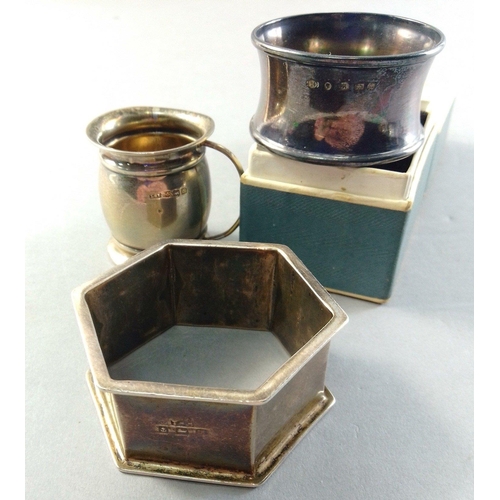 56 - A pretty miniature tankard, 36mm high, hallmarked Birmingham 1923, weight 13.8g approx.  Also two si... 