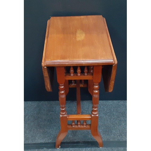 153 - Small wooden occasional drop leaf table. L: 70cm (including 2 leafs) W: 46cm H: 70cm approx#23