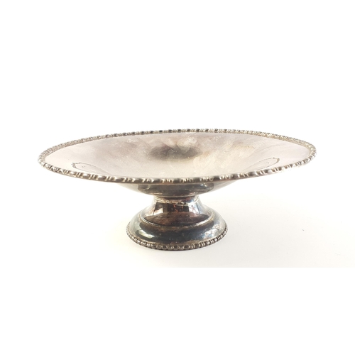 29 - A very attractive silver plated tazza bon-bon dish in lovely condition. 21cm diameter approx#45