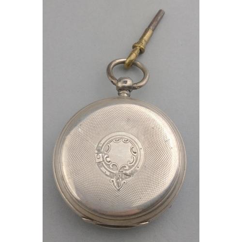 30 - A gentleman's silver pocket watch with key.  Face 40mm approx. Not currently running.  Gross weight ... 