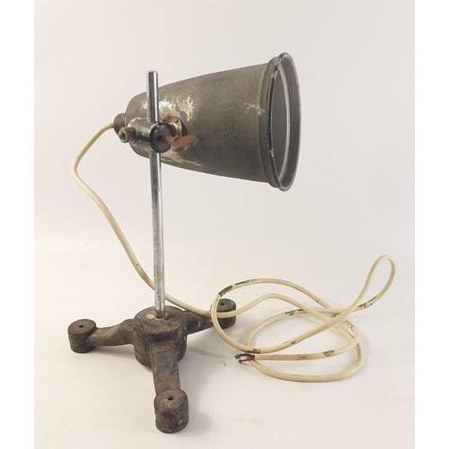 185 - A super industrial style lamp with heavy cast base.  A little rusty but a great piece. 30cm approx#5... 