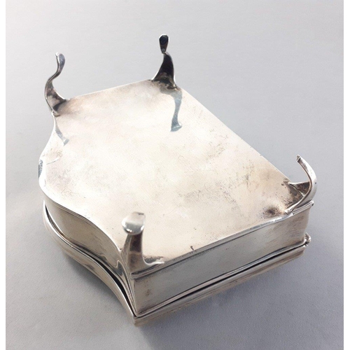 114 - Beautiful sterling silver hallmarked desk jewellery box. Birmingham 1918.  Maker Deakin & Franci... 