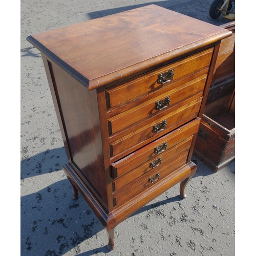 263 - Elegant 6 drawer chest of drawers on bow legs#262