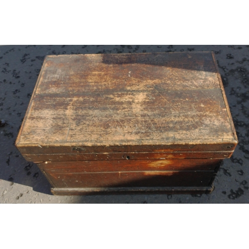 264 - Vintage wooden chest - dimensions approx 3ft width x 18