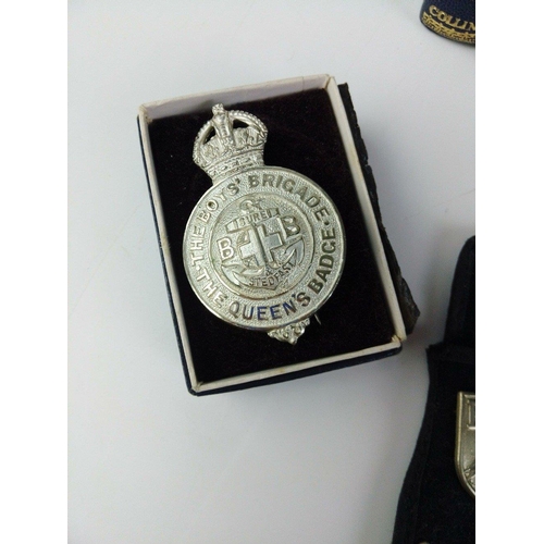 307 - BOYS BRIGADE interest.  A super lot of BB badges and Ephemera from 1950s.  Great large 6cm badge and... 