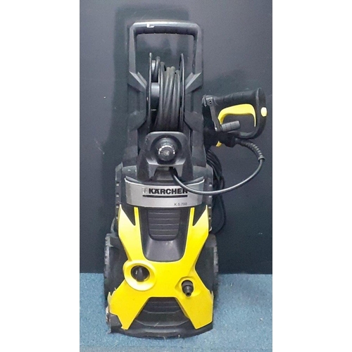 584 - KERCHER K 5.700 see other lot with attachments for patio cleaner, brush and comes with cleaning flui... 