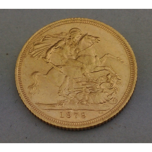 83 - An Elizabeth II 1979 full gold sovereign in case.#83