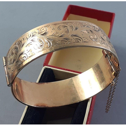 99 - Gorgeous H.G.& S.9ct metal core bright cut bangle with safety catch.  In pretty James Walker Lon... 