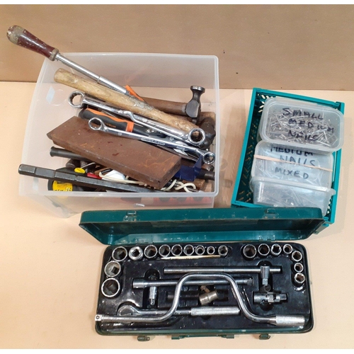 141 - A box of used hand tools including hammer, screw driver etc.#187