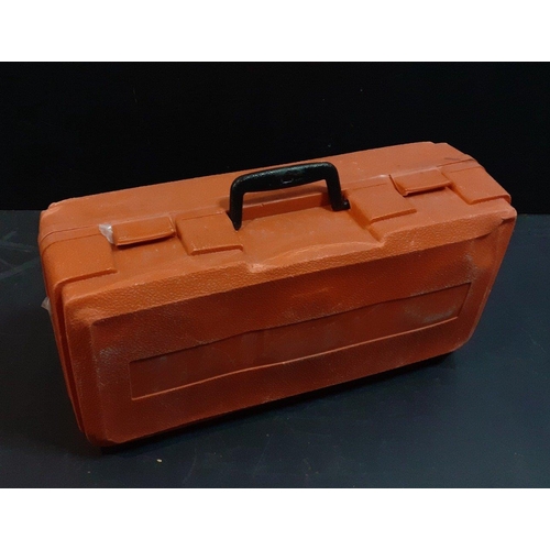 154 - A ratchet pipe threader kit set in case.  Good used, useable condition.#200
