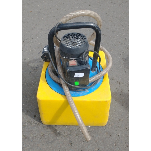 157 - Portable fluid tank with motor#203