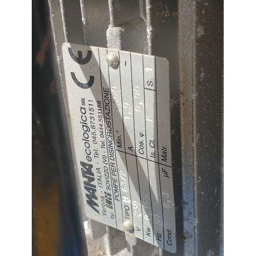 157 - Portable fluid tank with motor#203