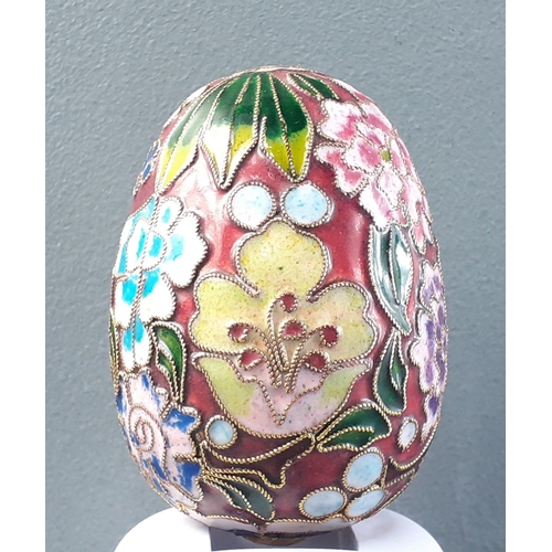 180 - BEAUTIFUL CLOISONNE enamel egg in floral design - dimensions 8cm tall x 6cm diameter at the widest p... 