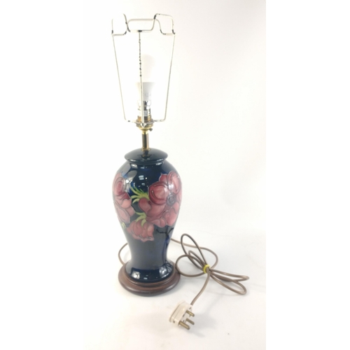 235 - MOORCROFT large table lamp in good condition with shade. Stands 30cm excl. lamp fitting. No chips, c... 