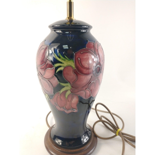 235 - MOORCROFT large table lamp in good condition with shade. Stands 30cm excl. lamp fitting. No chips, c... 