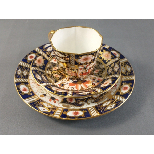 248 - A ROYAL CROWN DERBY Old Imari 2451 tea set for one.  No damage.#298
