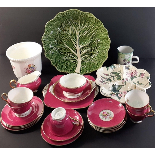 250 - A mixed ceramic lot to include a large cabbage leaf dish with indistinct marks, 32cm dia approx, a L... 