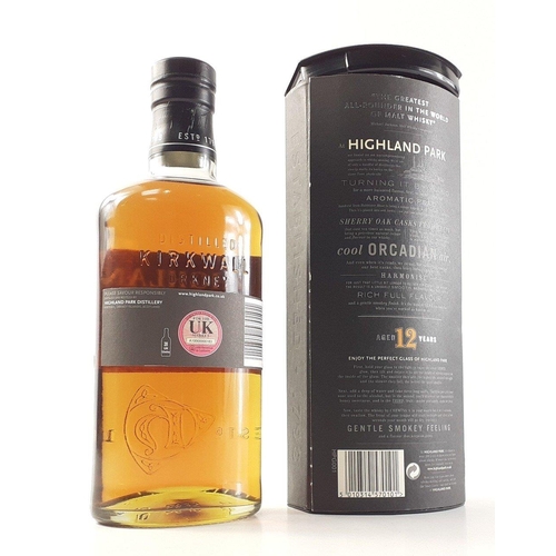 28 - A 70cl bottle of HIGHLAND PARK single malt whisky aged 12 years, 40% vol. on presentation box#28