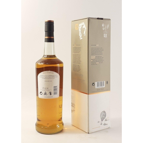 86 - BOWMORE ISLAY Single Malt Scotch Whisky. 1L in box.#86