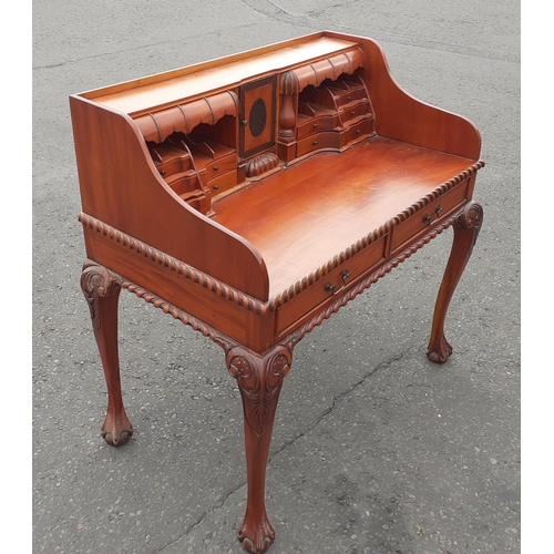 132 - A wonderful Chippendale style escritoire in lovely useable condition. 100cm x 60cm x 107cm approx#26... 