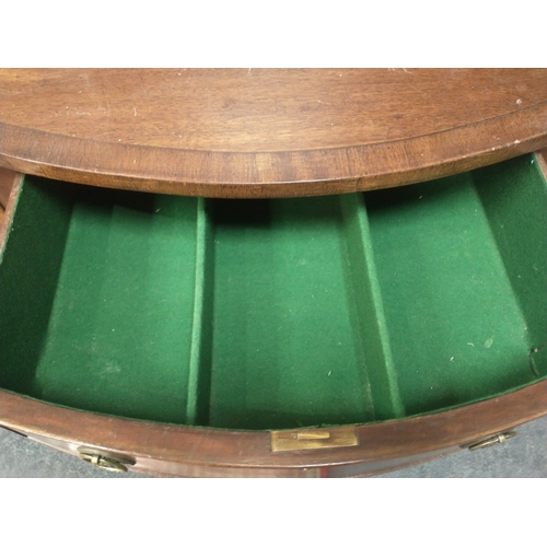 159 - An attractive antique Edwardian serpentine fronted mahogany sideboard with two drawers flanked by tw... 