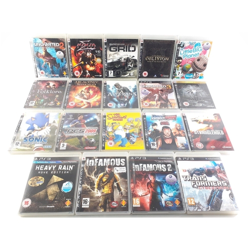 375 - A collection of NINETEEN SONY PS3 boxed games to include such games as Infamous2, Transformers, Infa... 