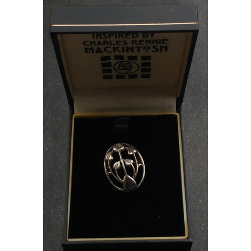 77 - A CHARLES RENNIE MACKINTOSH inspired silver brooch, 30mm approx.  Weight 6.8g approx#78