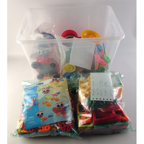 287 - Selection of childrens toys to include kid k'nex 