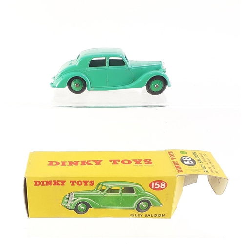 DINKY 158 Riley Saloon in Green. Box and model both in good condition.#285
