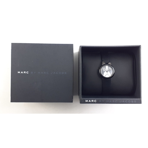 71 - MARC JACOBS MBM2053 Critter Watch in box with paperwork and still with original £165 Price tag.... 