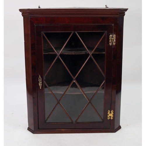 133 - ANTIQUE FLAT FRONTED GLAZED MAHOGANY CORNER CUPBOARD, with exposed brass butterfly hinges, fancy pie... 