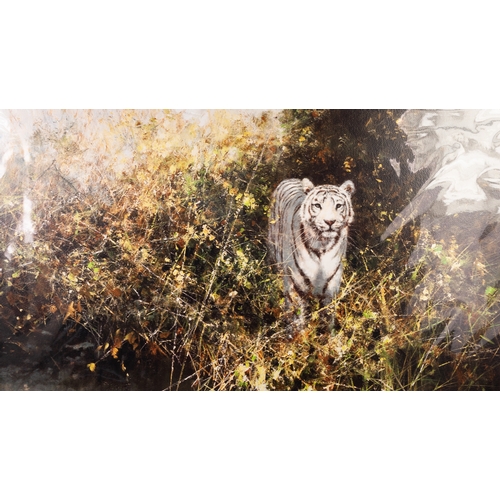 211 - DAVID SHEPHERD
ARTIST SIGNED LIMITED EDITION COLOUR PRINT
'The White Tiger of Rena'
Numbered 113/350... 