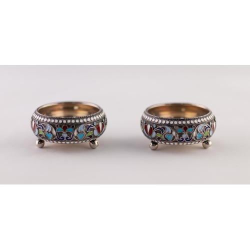 45 - A PAIR OF SMALL IMPERIAL RUSSIAN SILVER (.84 zolotniks) AND CLOISONNE ENAMEL SALT CELLARS