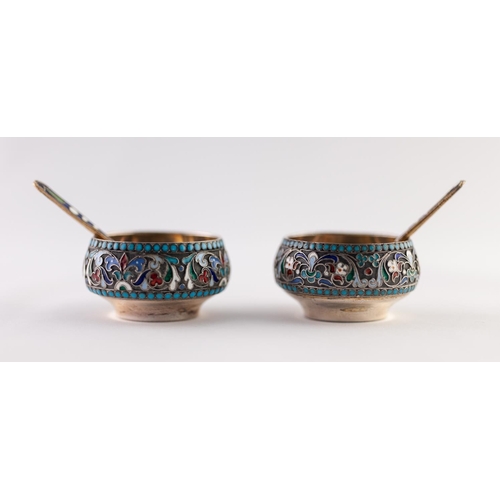 43 - A PAIR OF IMPERIAL RUSSIAN SILVER (.84 zolotniks) AND CLOISONNE ENAMEL SALT CELLARS WITH ASSOCIATED ... 