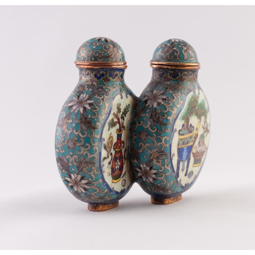 29 - A PAIR OF CHINESE LATE QING/REPUBLIC PERIOD CLOISONNE DOUBLE CONJOINED SNUFF BOTTLES IN THE FORM OF ... 