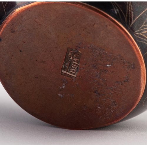 36 - A GOOD QUALITY PAIR OF SMALL JAPANESE MEIJI PERIOD COPPER ALLOY SMALL BOWLS, the patinated bodies in... 